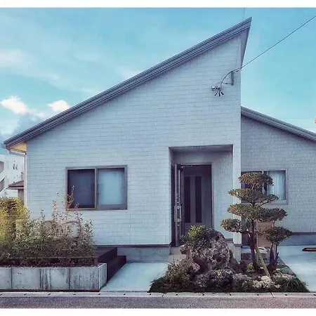 空港まで車で15分〜ビーチまで徒歩1分〜海沿いの野鶴居 Villa Itoman Exterior photo